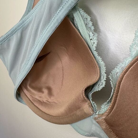 24/7™ Lace Contour Plunge Bra in daydream - Picture 5 of 10